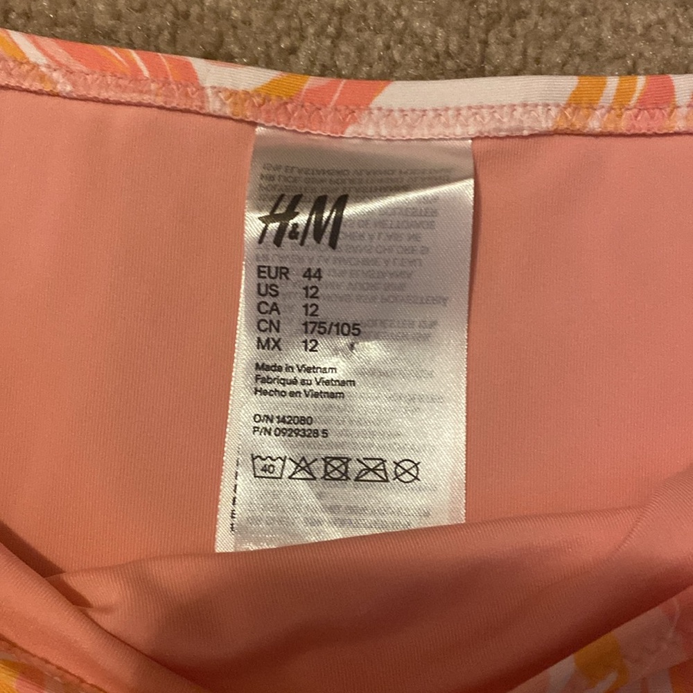 H&M Bikini Bottom - Picture 3 of 6